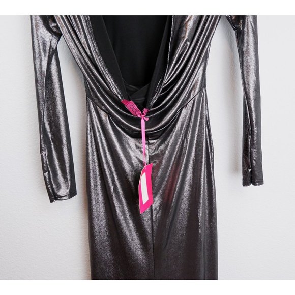 NEW Boohoo Grace Metallic Cowl Back Long Sleeve Maxi Dress, size 6 - Picture 12 of 16
